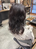 ビヨウシツ ポスタ&nbsp;ゆるふわセミロングパーマ×エアウェーブパーマ　野方理恵子