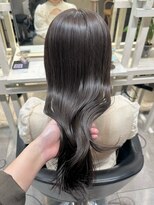 ディーエックス スリー(Dxxxx III)&nbsp;グレージュ REI