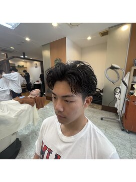 マキシム ナカイ(MAXIM NAKAI) ゆるサーフカールスタイル