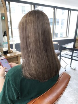 ファブ 銀座(fav) くすみベージュ・透明感カラー