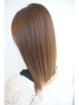 クラメール 黒崎コムシティ店(Kraemer) ツヤのある美髪に。髪質改善ストレート
