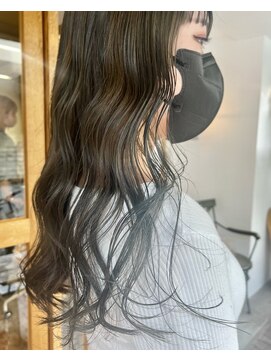 カータ(CARTA) オリーブグレージュカラー