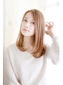 セミロング_かきあげバングのハイトーンストレート