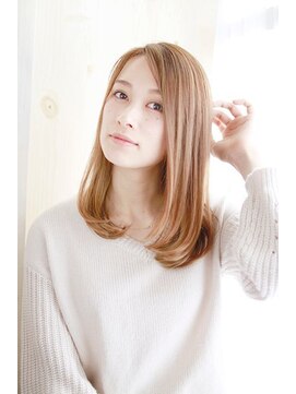 シャンティ 目白(SHANTi) セミロング_かきあげバングのハイトーンストレート