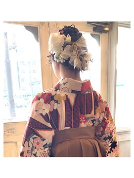 リリー(Rilie) 卒業式のヘアセット