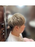 ショートヘア