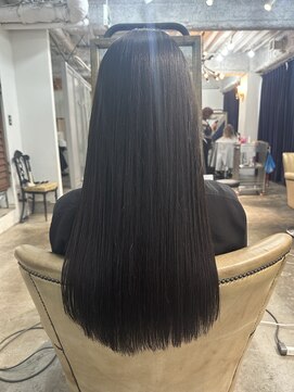 レガーレ(Legare) 黒髪艶髪スーパーロングスタイル(中区紙屋町)