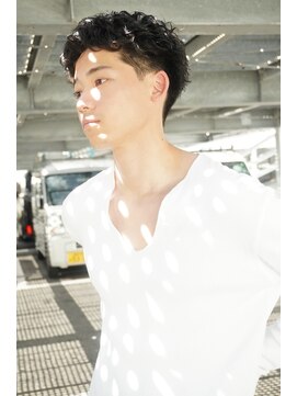 ゾーイ ボーイズ(ZOEY boyz) スパイキーショート×pin perm