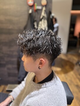 エクファフォーメン(EX-FA FOR MEN) サーフカール/スパイキーショート/ブルーブラック/瀬田