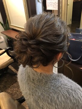 グラス 春吉1号店(glass) ねじりアップ