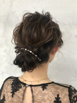 ナブラ(NABLA) パーティヘアセット