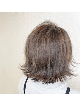 ヘアーアンドメイク ドレス(DRESS) 白髪をボカすハイライトカラー