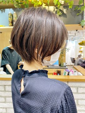 アヴァロン(AVALON) 【mag】絶壁解消！大人ショートボブ20代/30代/40代【中村】