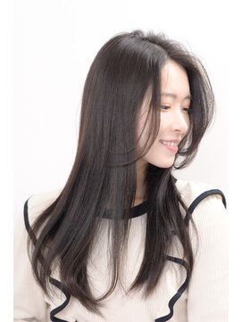 アミュレ(Amule) 前髪なし艶髪ナチュラルストレートロングヘア暗めカラー