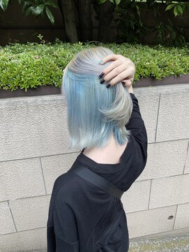 リル 溝の口(LiL) 大人気インナーカラー“シルバー×ホワイトブルー"/溝の口