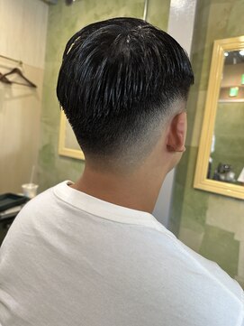 グレースマンカフェ(GRACE MAN CAFE) フェードカットスタイル