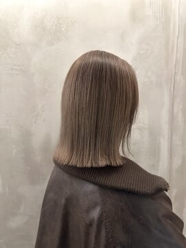 リリアーナ(LILIANA) 池袋 ブリーチ ハイトーン 透明感 シナモンベージュ♪