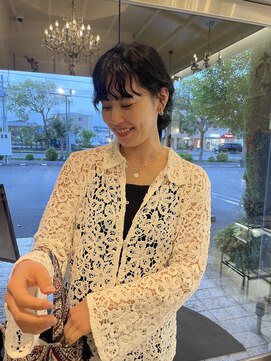 マカロンコワフュールドウシワカマル(macaron coiffure de ushiwakamaru) 前髪ウェーブパーマ