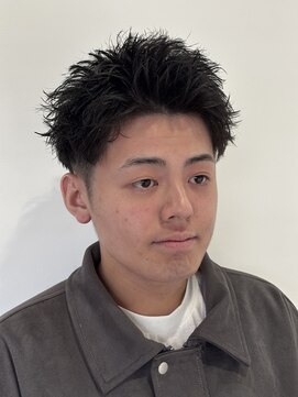 シャイン 大宮(SHINE) メンズカット/パーマ/ヘッドスパ/ブリーチ/眉毛/韓国/大宮/Men's