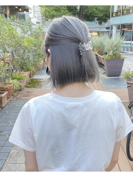 ディフィーノ 赤坂(DIFINO) ハイトーンカラー/シルバー/顎下ボブ/ブリーチカラー