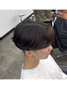 ザ クロー(THE CROW) 曲がる縮毛矯正 毛流れセンターパート