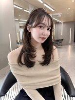 リリー(Lilley)&nbsp;羽エクステ/ナチュラル縮毛矯正/韓国ヘア/レイヤーカット