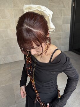 スニュウ(snuw) ワンカラーで出来るチェリーレッド