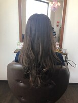 ヘアストーリー リズム(hair story r ism) やっぱり可愛いグレージュカラー♪30代40代50代