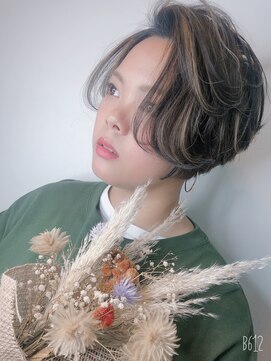 シーデン(C-den) 無敵の可愛いさハンサムショート×ハイライト×イルミナカラー×