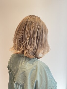 タミー 武蔵小杉(TAMMY) ブロンドヘアー