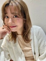 バズ ビー(BUZZ Bee)&nbsp;小顔効果◎ふわふわフェザーバング