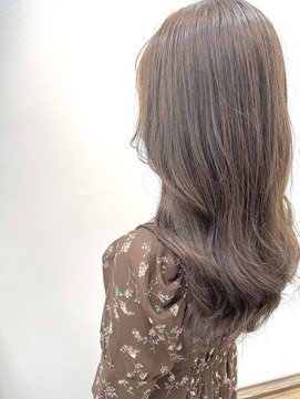 ディーボーイ 下通本店(D-BOY) イルミナカラー／アッシュベージュ