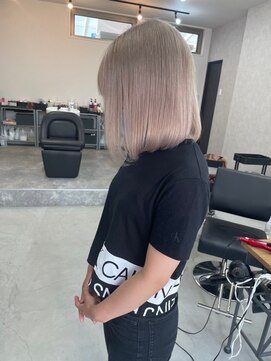 エイル 茶屋町(Eir) 【ダブルカラー】【ブリーチ】【ケアブリーチ】【髪質改善】