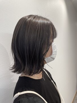 ソラ(SORA.) 艶感グレージュカラー