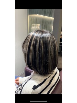 ブル(b.u.l.l.) ハイライトカラー