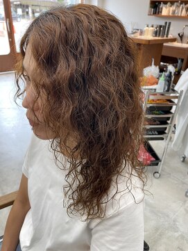 エディ(Hedi) ハードスパイラルパーマ