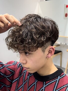 フィフス 渋谷(fifth) 緩めスペインカールラルフカールスパイラルパーマフェード30代