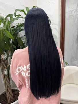 アン(Hair make un) ネイビーブルー♪