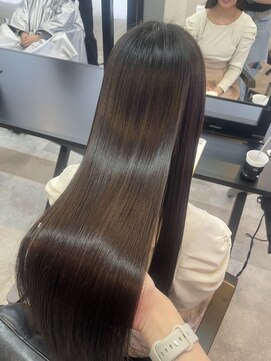 ロイ(ROI) ロング☆サラツヤ髪質改善縮毛矯正