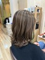 カミイロ(kamiiro) ハイライト/デザインカラー/外ハネ/巻き髪/白髪ぼかし