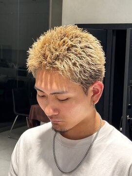 ニコ トウキョウ ロジック(nico TOKYO Logic) スパイキーショート　アップバング　ピンパーマ