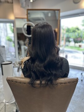 フツーロ 栄(FUTURO) ヘアカラー