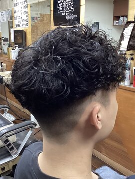 コダマ 新大塚店(KODAMA) MEN’S HAIR/サーフカール/刈り上げセンターパート