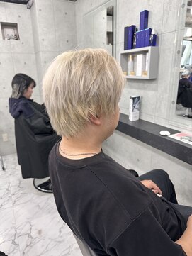 エンディアリング 東銀座(Endearing) レイヤーカット/イメチェン/ホワイトブロンド/シャドウレイヤー