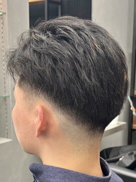 オーバルバイアピッシュ(OVARL by apish) メンズベリーショート/フェードカット/テーパーフェード