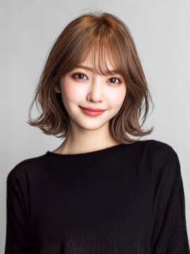 ステイゴールド(STAYGOLD) 透明感カラー ブラウンベージュ 前髪カット 顔周りレイヤー 美髪