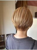 ハイトーンカラー・ショートボブ