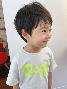 テラバイアフロートシーグラスコテージ (terra by afloat SEAGLASS COTTAGE) キッズヘア　男の子　こなれショート　キッズカット　二子玉川