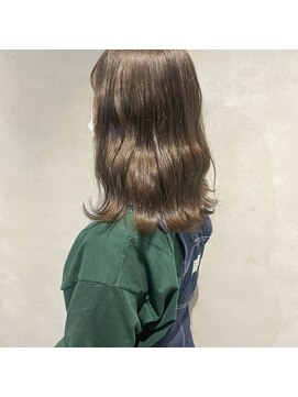 ミント(mint) 【 しっかり育てる！目指せ赤みのないオリーブベージュ 】