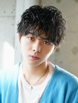 ライラ(Lyla)&nbsp;無造作質感　肩の力の抜けたシティーボーイスパイラルマッシュ2